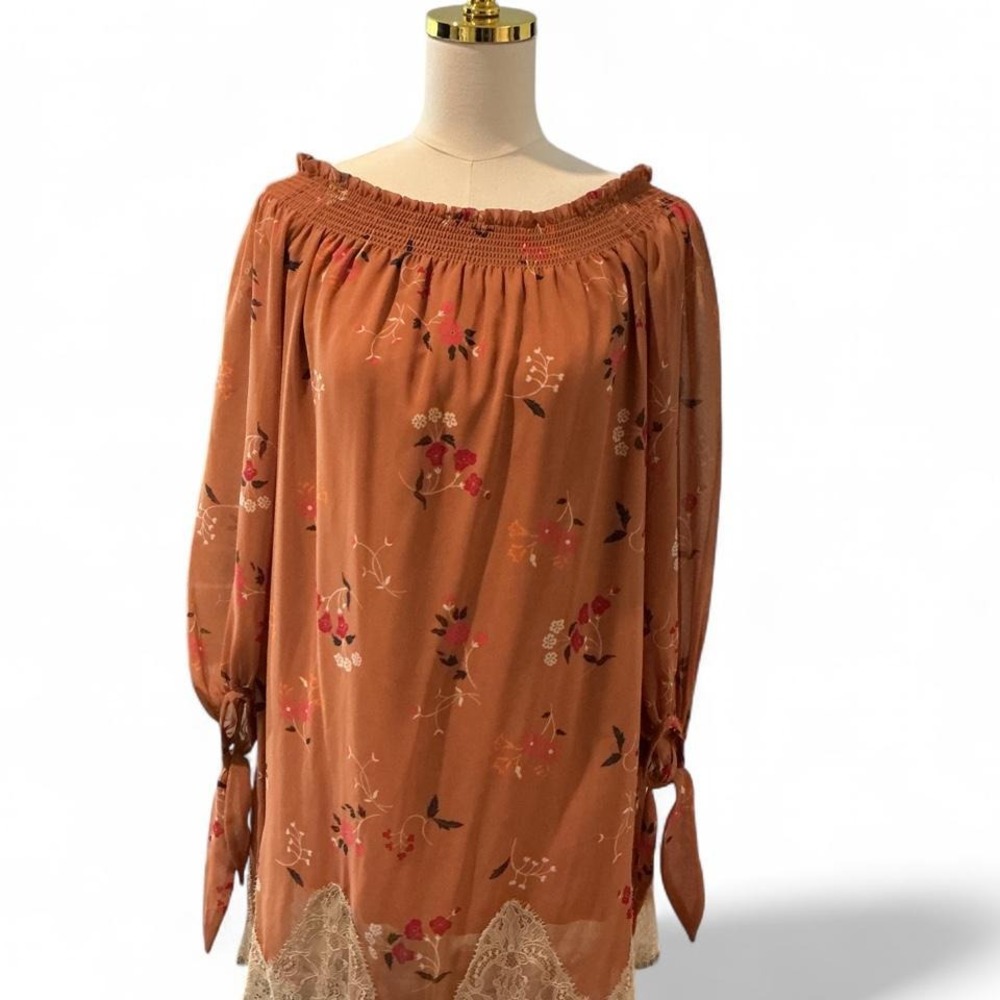 Lush Floral Off-the-Shoulder Blouse Womens Medium Terracotta Excellent Lace Hem‎